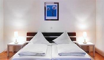 Aparthotel Am Zwinger 3*